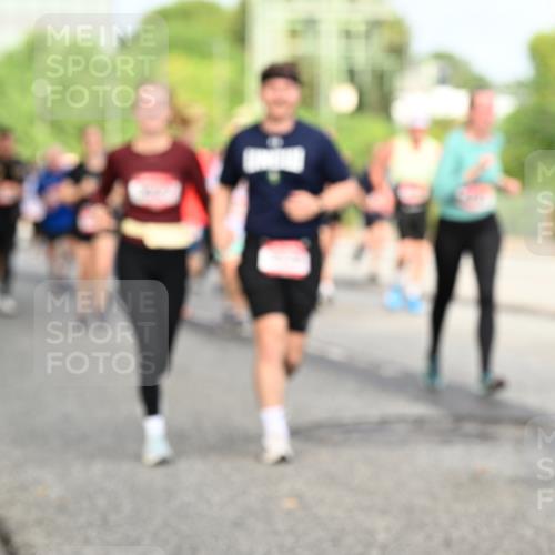 06.09.2026 - CURREX Alsterlauf Dr. Thomas Lammeyer http://msf.ph/oto/10136166 06.09.2026 10:01:06 Laufen  meine-sportfotos.de