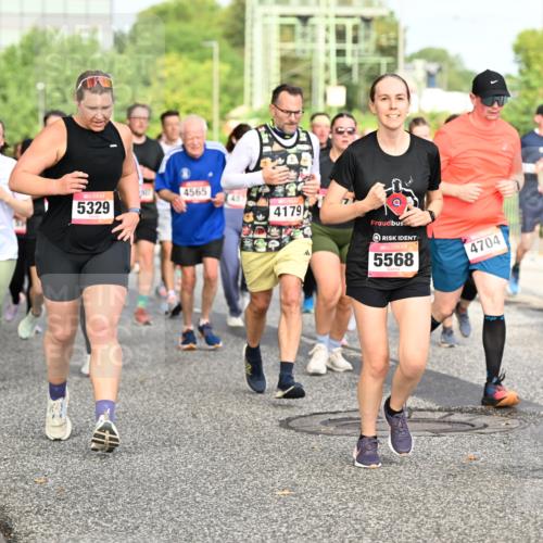 06.09.2026 - CURREX Alsterlauf Dr. Thomas Lammeyer http://msf.ph/oto/10136200 06.09.2026 10:01:10 Laufen 4565, 3968, 5329, 4516, 4179, 5568, 4704, 2343 meine-sportfotos.de