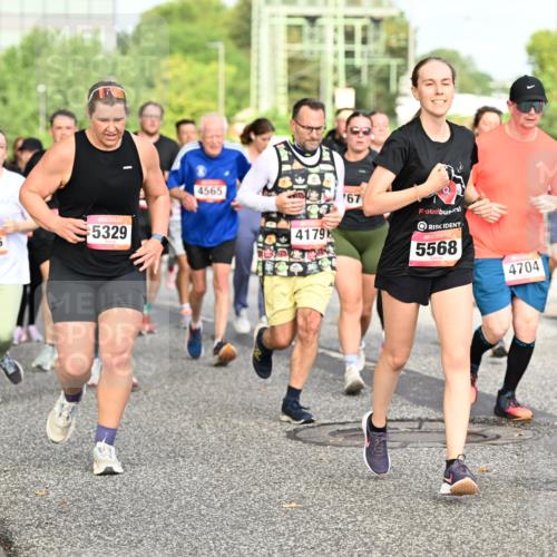 06.09.2026 - CURREX Alsterlauf Dr. Thomas Lammeyer http://msf.ph/oto/10136201 06.09.2026 10:01:10 Laufen 4516, 5329, 4565, 4179, 167, 5568, 4704, 2343 meine-sportfotos.de