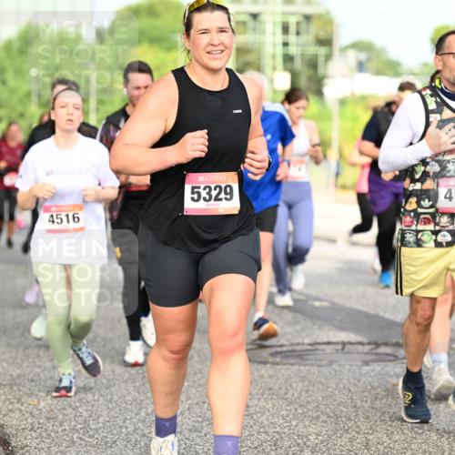 06.09.2026 - CURREX Alsterlauf Dr. Thomas Lammeyer http://msf.ph/oto/10136217 06.09.2026 10:01:11 Laufen 3964, 4516, 5329, 4179, 2 meine-sportfotos.de