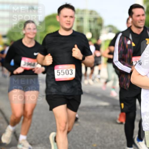 06.09.2026 - CURREX Alsterlauf Dr. Thomas Lammeyer http://msf.ph/oto/10136244 06.09.2026 10:01:13 Laufen 5503, 4516 meine-sportfotos.de