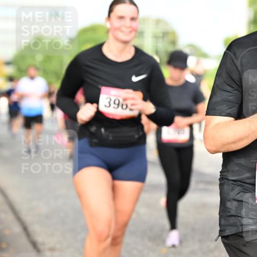 06.09.2026 - CURREX Alsterlauf Dr. Thomas Lammeyer http://msf.ph/oto/10136253 06.09.2026 10:01:14 Laufen 396, 5503 meine-sportfotos.de