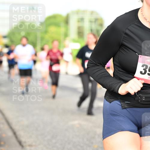 06.09.2026 - CURREX Alsterlauf Dr. Thomas Lammeyer http://msf.ph/oto/10136261 06.09.2026 10:01:15 Laufen 3968 meine-sportfotos.de