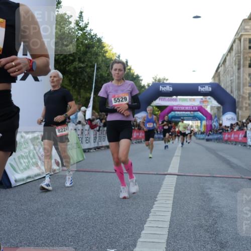 06.09.2026 - CURREX Alsterlauf Yannick Fuchs http://msf.ph/oto/10136282 06.09.2026 09:44:38 Ziel 2894, 3445, 3503, 3545, 4133, 4203, 4597, 5271, 5453, 5529, 5864, 6201, 6366, 8097, 8216, 8224 meine-sportfotos.de