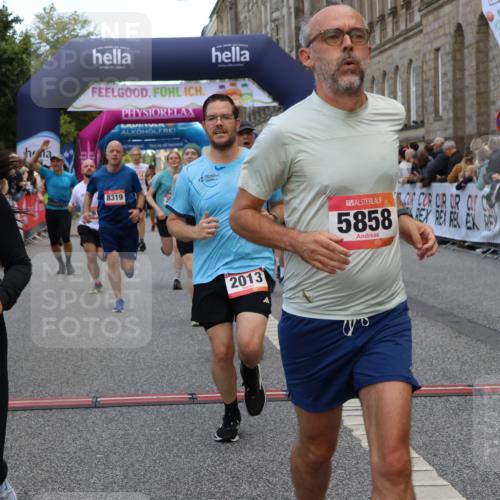 06.09.2026 - CURREX Alsterlauf Strokosch-Dieckow http://msf.ph/oto/10136283 06.09.2026 09:58:29 Ziel 2013, 2173, 3031, 3055, 3261, 3560, 3679, 3693, 4050, 4106, 4352, 4501, 4525, 4806, 5018, 5257, 5640, 5840, 5858, 6099, 6118, 6470, 8077, 8296, 8319 meine-sportfotos.de