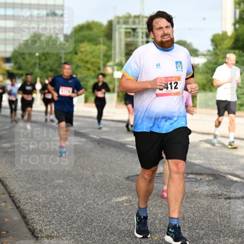06.09.2026 - CURREX Alsterlauf Dr. Thomas Lammeyer http://msf.ph/oto/10136292 06.09.2026 10:01:18 Laufen 0, 412 meine-sportfotos.de
