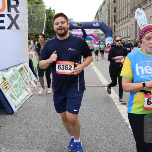06.09.2026 - CURREX Alsterlauf Strokosch-Dieckow http://msf.ph/oto/10136300 06.09.2026 10:11:46 Ziel 2110, 2125, 2192, 2701, 3060, 3662, 3663, 3704, 4188, 4189, 4276, 4611, 5451, 5458, 6019, 6166, 6362, 6446, 8165, 8166 meine-sportfotos.de
