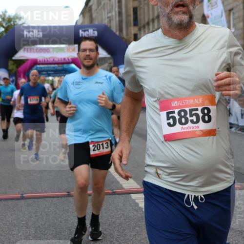 06.09.2026 - CURREX Alsterlauf Strokosch-Dieckow http://msf.ph/oto/10136320 06.09.2026 09:58:29 Ziel 2013, 2173, 3031, 3055, 3261, 3560, 3679, 3693, 4050, 4106, 4352, 4501, 4525, 4806, 5018, 5257, 5640, 5840, 5858, 6099, 6118, 6470, 8077, 8296, 8319 meine-sportfotos.de