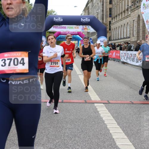 06.09.2026 - CURREX Alsterlauf Strokosch-Dieckow http://msf.ph/oto/10136340 06.09.2026 10:11:49 Ziel 2110, 2125, 2192, 2701, 3060, 3662, 3663, 3704, 4276, 4611, 5197, 6019, 6166, 6362, 6467, 8165, 8166 meine-sportfotos.de