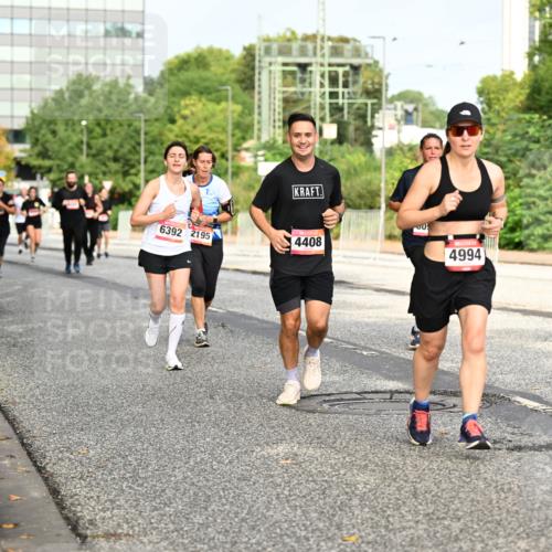 06.09.2026 - CURREX Alsterlauf Dr. Thomas Lammeyer http://msf.ph/oto/10136353 06.09.2026 10:01:24 Laufen 6392, 2195, 0, 4408, 4994 meine-sportfotos.de