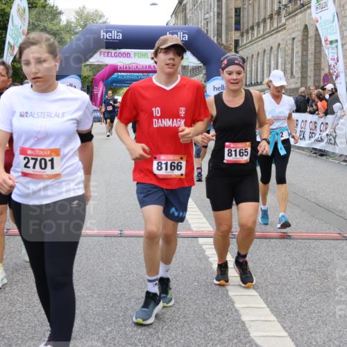 06.09.2026 - CURREX Alsterlauf Strokosch-Dieckow http://msf.ph/oto/10136381 06.09.2026 10:11:51 Ziel 2110, 2125, 2192, 2701, 3662, 3663, 3704, 4276, 4611, 4653, 5197, 5292, 6166, 6362, 6467, 8165, 8166 meine-sportfotos.de