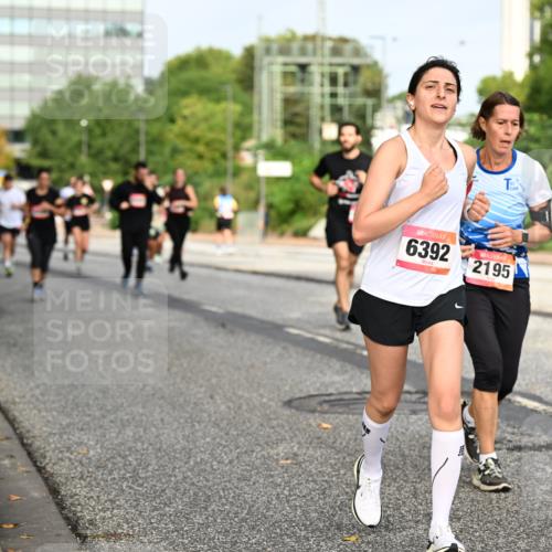 06.09.2026 - CURREX Alsterlauf Dr. Thomas Lammeyer http://msf.ph/oto/10136387 06.09.2026 10:01:27 Laufen 6392, 2195 meine-sportfotos.de
