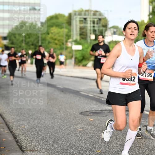 06.09.2026 - CURREX Alsterlauf Dr. Thomas Lammeyer http://msf.ph/oto/10136388 06.09.2026 10:01:27 Laufen 592, 2195 meine-sportfotos.de