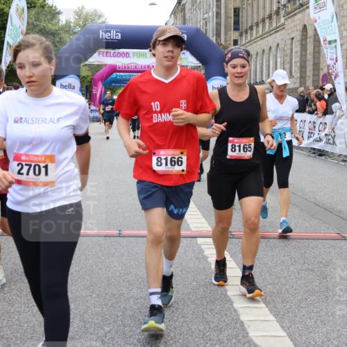 06.09.2026 - CURREX Alsterlauf Strokosch-Dieckow http://msf.ph/oto/10136389 06.09.2026 10:11:51 Ziel 2110, 2125, 2192, 2701, 3662, 3663, 3704, 4276, 4611, 4653, 5197, 5292, 6166, 6362, 6467, 8165, 8166 meine-sportfotos.de