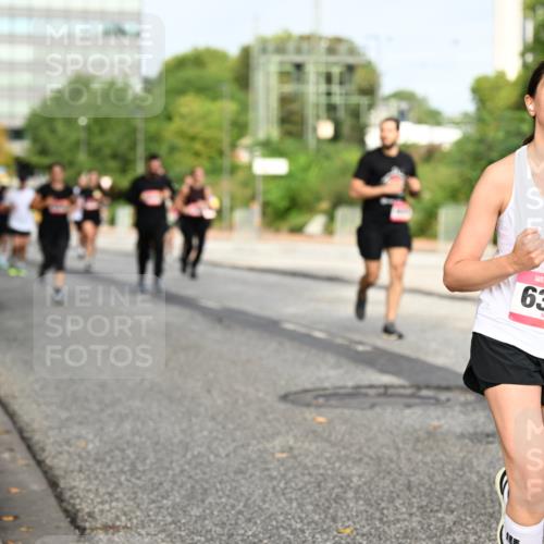 06.09.2026 - CURREX Alsterlauf Dr. Thomas Lammeyer http://msf.ph/oto/10136394 06.09.2026 10:01:27 Laufen 6392, 95 meine-sportfotos.de