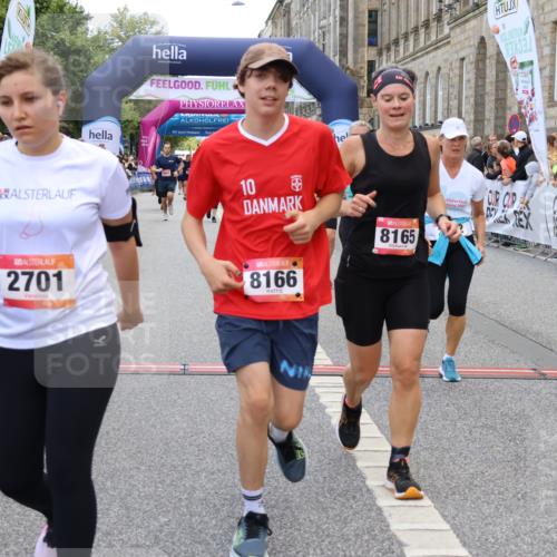 06.09.2026 - CURREX Alsterlauf Strokosch-Dieckow http://msf.ph/oto/10136405 06.09.2026 10:11:51 Ziel 2110, 2125, 2192, 2701, 3662, 3663, 3704, 4276, 4611, 4653, 5197, 5292, 6166, 6362, 6467, 8165, 8166 meine-sportfotos.de