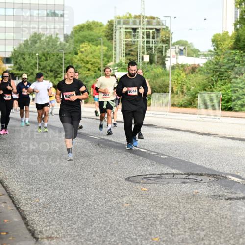 06.09.2026 - CURREX Alsterlauf Dr. Thomas Lammeyer http://msf.ph/oto/10136422 06.09.2026 10:01:30 Laufen 549, 620, 2658, 5044 meine-sportfotos.de