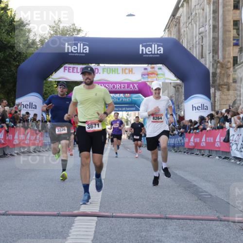 06.09.2026 - CURREX Alsterlauf Yannick Fuchs http://msf.ph/oto/10136438 06.09.2026 09:44:42 Ziel 2442, 3226, 3445, 3503, 3671, 4133, 4597, 5453, 5529, 6201, 8216, 8224, 8264 meine-sportfotos.de