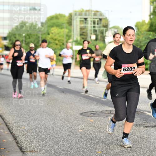 06.09.2026 - CURREX Alsterlauf Dr. Thomas Lammeyer http://msf.ph/oto/10136450 06.09.2026 10:01:32 Laufen 6209, 5044 meine-sportfotos.de