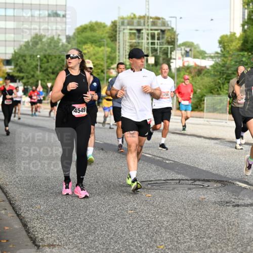 06.09.2026 - CURREX Alsterlauf Dr. Thomas Lammeyer http://msf.ph/oto/10136475 06.09.2026 10:01:35 Laufen 4549, 20, 155, 8243, 2718 meine-sportfotos.de