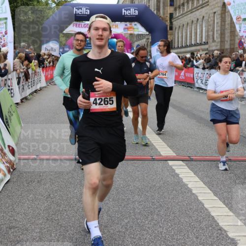 06.09.2026 - CURREX Alsterlauf Strokosch-Dieckow http://msf.ph/oto/10136562 06.09.2026 09:58:45 Ziel 2017, 2034, 2120, 2244, 2717, 3078, 3691, 4147, 4227, 4256, 4265, 4304, 4356, 4695, 4747, 5205, 5207, 5557, 5706, 5764, 5810, 5964, 6073, 6111 meine-sportfotos.de