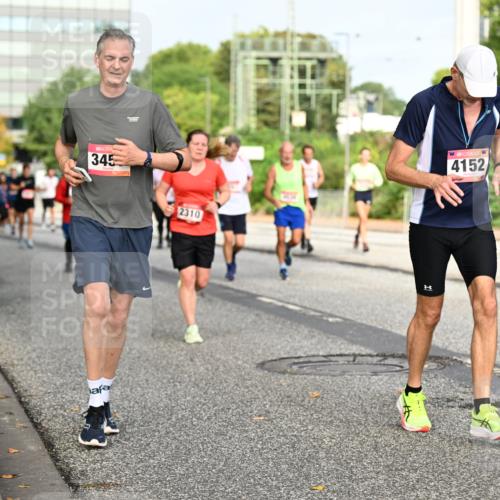06.09.2026 - CURREX Alsterlauf Dr. Thomas Lammeyer http://msf.ph/oto/10136667 06.09.2026 10:01:51 Laufen 345, 2310, 4152 meine-sportfotos.de