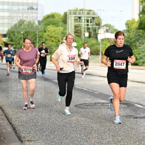 06.09.2026 - CURREX Alsterlauf Dr. Thomas Lammeyer http://msf.ph/oto/10136773 06.09.2026 10:02:01 Laufen 5115, 5349, 2047 meine-sportfotos.de