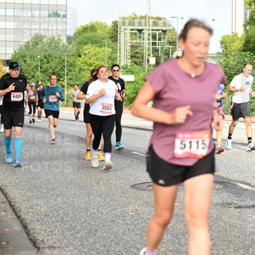 06.09.2026 - CURREX Alsterlauf Dr. Thomas Lammeyer http://msf.ph/oto/10136800 06.09.2026 10:02:03 Laufen 5725, 4481, 3314, 3551, 5115 meine-sportfotos.de