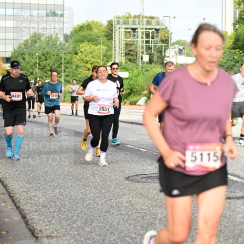 06.09.2026 - CURREX Alsterlauf Dr. Thomas Lammeyer http://msf.ph/oto/10136802 06.09.2026 10:02:03 Laufen 4481, 3314, 3551, 0, 5115 meine-sportfotos.de