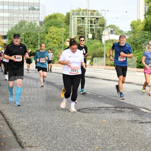 06.09.2026 - CURREX Alsterlauf Dr. Thomas Lammeyer http://msf.ph/oto/10136808 06.09.2026 10:02:04 Laufen 4481, 3314, 3551, 5781 meine-sportfotos.de