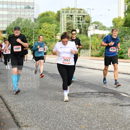 06.09.2026 - CURREX Alsterlauf Dr. Thomas Lammeyer http://msf.ph/oto/10136810 06.09.2026 10:02:04 Laufen 5774, 4481, 3314, 3551, 5781 meine-sportfotos.de