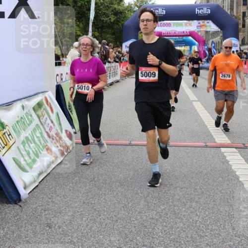 06.09.2026 - CURREX Alsterlauf Strokosch-Dieckow http://msf.ph/oto/10136811 06.09.2026 10:12:54 Ziel 2193, 2493, 2678, 2725, 2942, 4825, 5009, 5010, 5335, 6235, 8091 meine-sportfotos.de