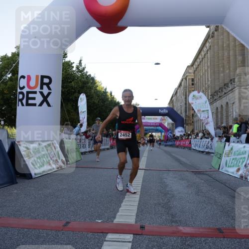 06.09.2026 - CURREX Alsterlauf Yannick Fuchs http://msf.ph/oto/10136815 06.09.2026 09:44:54 Ziel 2442, 2452, 2610, 3802, 3803, 4039, 4128, 5286, 5837, 6243 meine-sportfotos.de