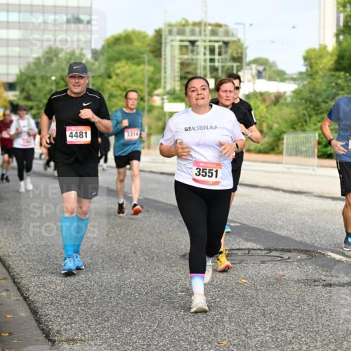 06.09.2026 - CURREX Alsterlauf Dr. Thomas Lammeyer http://msf.ph/oto/10136819 06.09.2026 10:02:05 Laufen 4481, 3314, 3551, 5781 meine-sportfotos.de