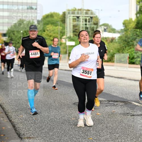 06.09.2026 - CURREX Alsterlauf Dr. Thomas Lammeyer http://msf.ph/oto/10136820 06.09.2026 10:02:05 Laufen 4481, 3314, 15, 3551, 5781 meine-sportfotos.de