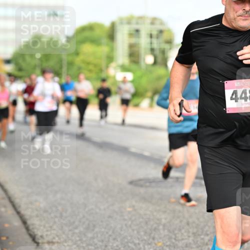 06.09.2026 - CURREX Alsterlauf Dr. Thomas Lammeyer http://msf.ph/oto/10136843 06.09.2026 10:02:07 Laufen 4481 meine-sportfotos.de