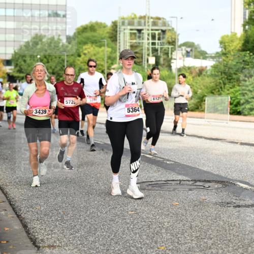 06.09.2026 - CURREX Alsterlauf Dr. Thomas Lammeyer http://msf.ph/oto/10136872 06.09.2026 10:02:10 Laufen 4197, 3439, 572, 5390, 5364, 6121 meine-sportfotos.de