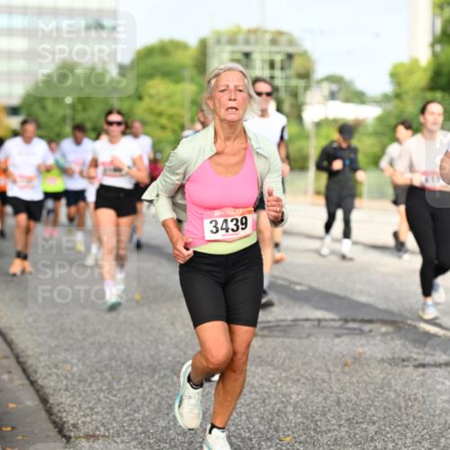 06.09.2026 - CURREX Alsterlauf Dr. Thomas Lammeyer http://msf.ph/oto/10136894 06.09.2026 10:02:11 Laufen 3439, 5364 meine-sportfotos.de