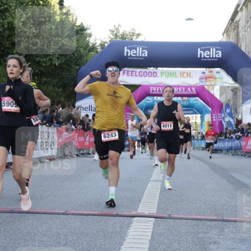 06.09.2026 - CURREX Alsterlauf Yannick Fuchs http://msf.ph/oto/10136921 06.09.2026 09:44:57 Ziel 2452, 2610, 3803, 4011, 4128, 5286, 5837, 6243, 6420 meine-sportfotos.de