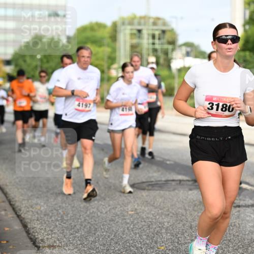06.09.2026 - CURREX Alsterlauf Dr. Thomas Lammeyer http://msf.ph/oto/10136927 06.09.2026 10:02:14 Laufen 4197, 4150, 3180 meine-sportfotos.de