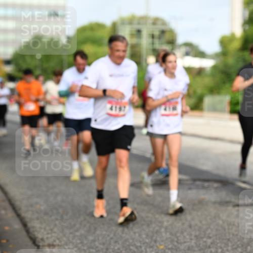 06.09.2026 - CURREX Alsterlauf Dr. Thomas Lammeyer http://msf.ph/oto/10136935 06.09.2026 10:02:15 Laufen  meine-sportfotos.de