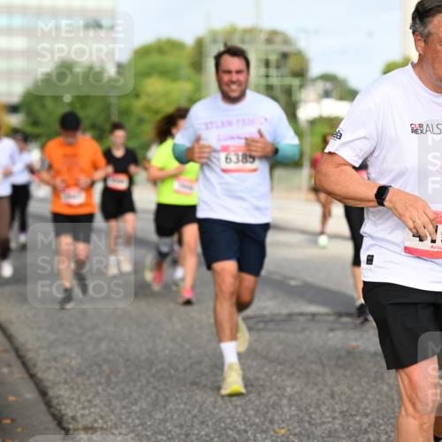 06.09.2026 - CURREX Alsterlauf Dr. Thomas Lammeyer http://msf.ph/oto/10136952 06.09.2026 10:02:16 Laufen 6385, 97 meine-sportfotos.de