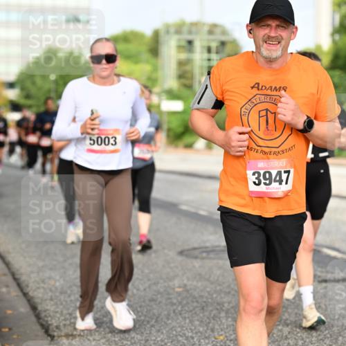 06.09.2026 - CURREX Alsterlauf Dr. Thomas Lammeyer http://msf.ph/oto/10136986 06.09.2026 10:02:19 Laufen 5003, 3947 meine-sportfotos.de