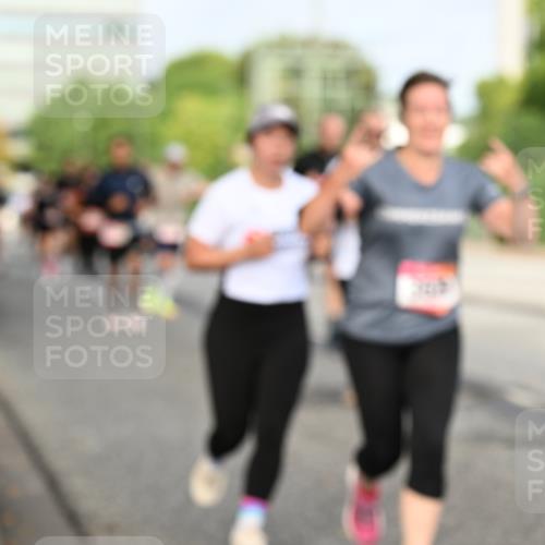 06.09.2026 - CURREX Alsterlauf Dr. Thomas Lammeyer http://msf.ph/oto/10137008 06.09.2026 10:02:21 Laufen  meine-sportfotos.de