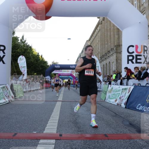 06.09.2026 - CURREX Alsterlauf Yannick Fuchs http://msf.ph/oto/10137025 06.09.2026 09:45:00 Ziel 2289, 2452, 3641, 3974, 4011, 4128, 5837, 6243, 6420 meine-sportfotos.de