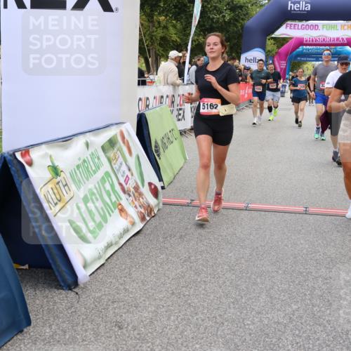 06.09.2026 - CURREX Alsterlauf Strokosch-Dieckow http://msf.ph/oto/10137030 06.09.2026 10:13:02 Ziel 2073, 2285, 2493, 2588, 2595, 2725, 3891, 3901, 4035, 4103, 5162, 5335, 5601, 6235, 8186 meine-sportfotos.de