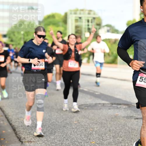 06.09.2026 - CURREX Alsterlauf Dr. Thomas Lammeyer http://msf.ph/oto/10137052 06.09.2026 10:02:26 Laufen 1, 350, 5556 meine-sportfotos.de