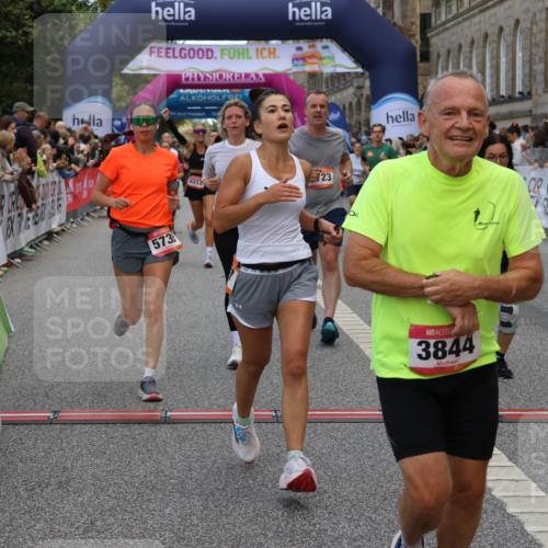 06.09.2026 - CURREX Alsterlauf Strokosch-Dieckow http://msf.ph/oto/10137067 06.09.2026 09:59:20 Ziel 2220, 2367, 2772, 2913, 3600, 3657, 3825, 3844, 3892, 4091, 4139, 4158, 4217, 4748, 4791, 5160, 5249, 5283, 5723, 5735, 6059, 6144, 6312, 6443, 6447 meine-sportfotos.de