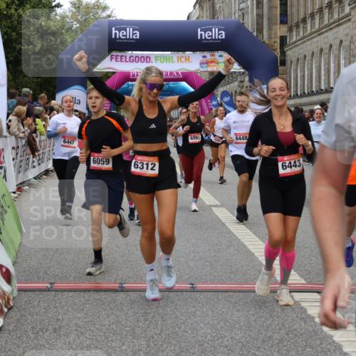 06.09.2026 - CURREX Alsterlauf Strokosch-Dieckow http://msf.ph/oto/10137140 06.09.2026 09:59:23 Ziel 2220, 2367, 2772, 3535, 3542, 3600, 3657, 3844, 3892, 4091, 4139, 4158, 4217, 4748, 4791, 5160, 5249, 5723, 5735, 6059, 6312, 6443, 6447 meine-sportfotos.de