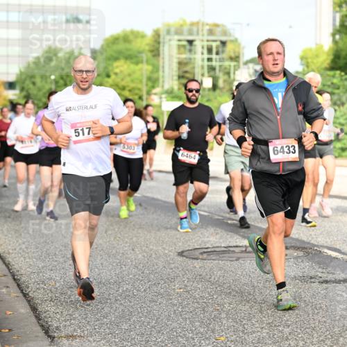 06.09.2026 - CURREX Alsterlauf Dr. Thomas Lammeyer http://msf.ph/oto/10137142 06.09.2026 10:02:34 Laufen 517, 5303, 6464, 6433, 276 meine-sportfotos.de